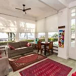 Villa St Teresa Do Porto: Harboursidevilla-Seaviews-Pool-Bbq-Starlink-6Bedrm