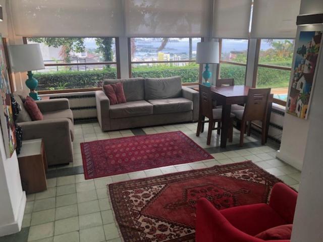St Teresa Do Porto: Harboursidevilla-seaviews-pool-bbq-starlink-6bedrm Rio de Janeiro