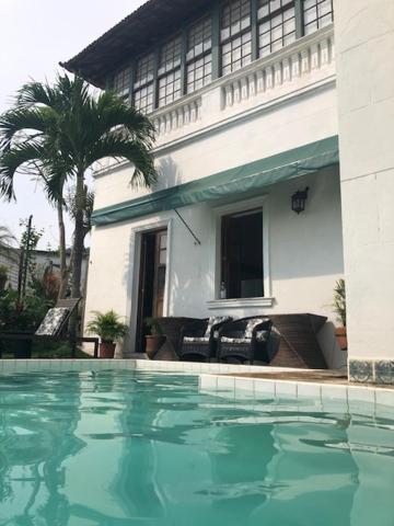 Villa St Teresa Do Porto: Harboursidevilla-seaviews-pool-bbq-starlink-6bedrm *