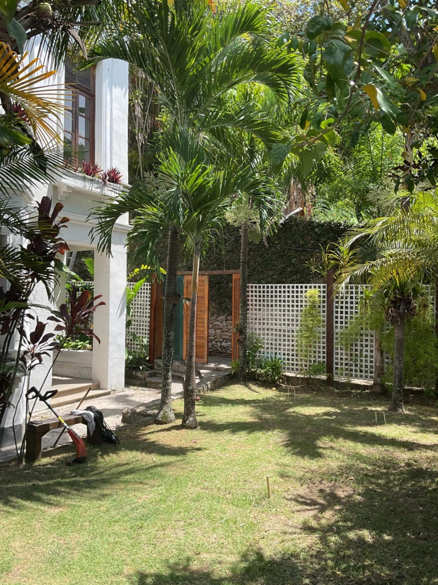 St Teresa Do Porto: Harboursidevilla-seaviews-pool-bbq-starlink-6bedrm Villa