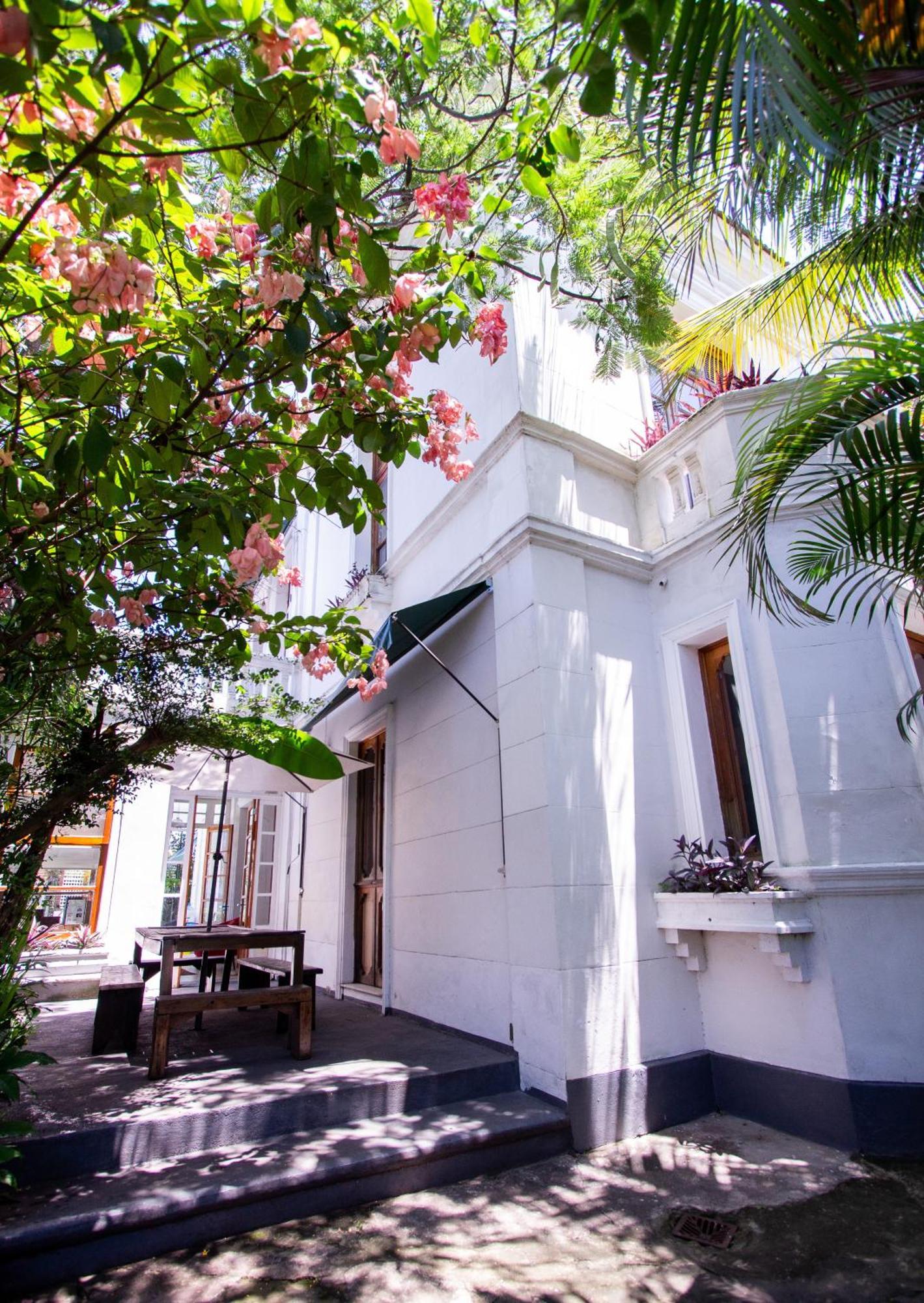 Pousada St Teresa Do Porto: Harboursidevilla-seaviews-pool-bbq-starlink-6bedrm *